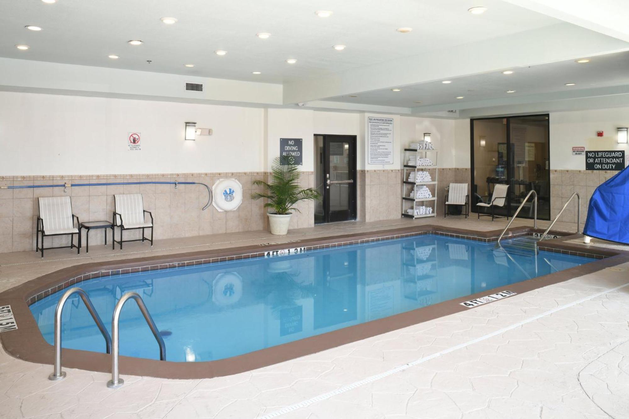 Holiday Inn Oklahoma City Airport By Ihg Bagian luar foto