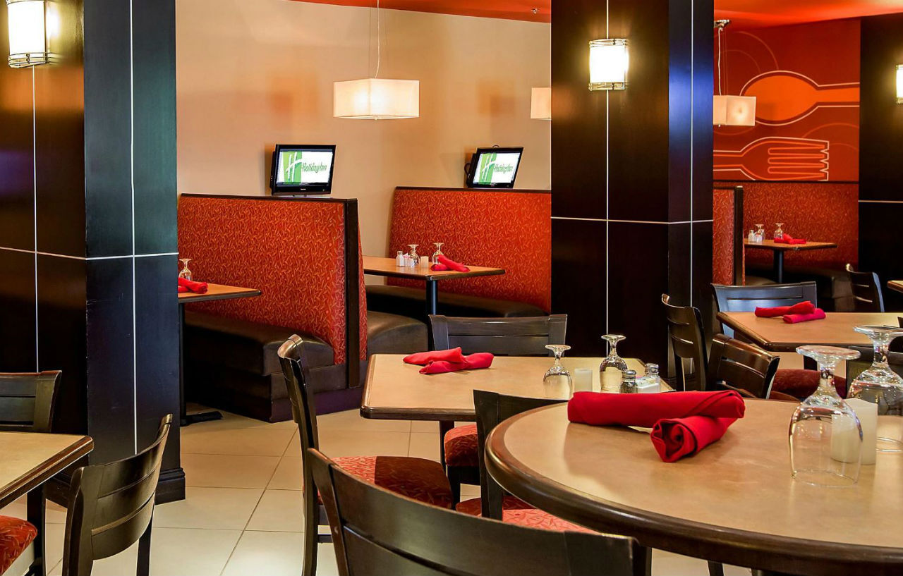 Holiday Inn Oklahoma City Airport By Ihg Bagian luar foto